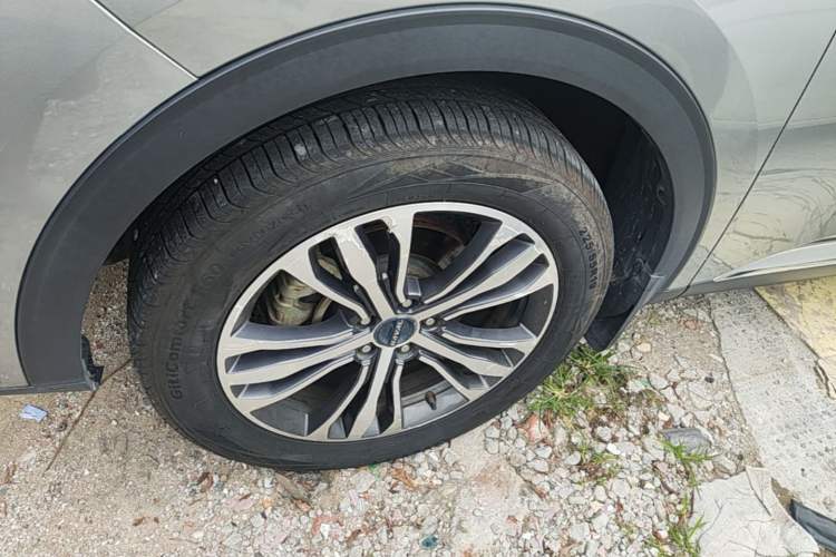 Used Haval F7 2019 2.0T Four-Wheel Drive iJoy China V Standard Exterior 4