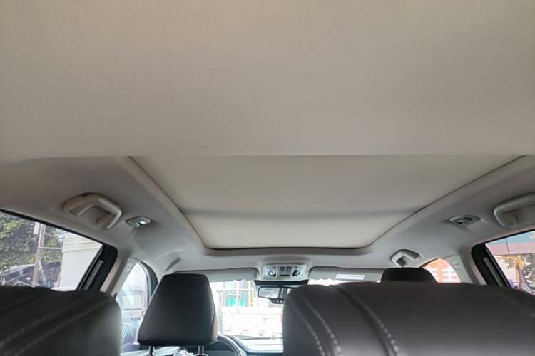 Used Haval F7 2019 2.0T Four-Wheel Drive iJoy China V Standard Headliner