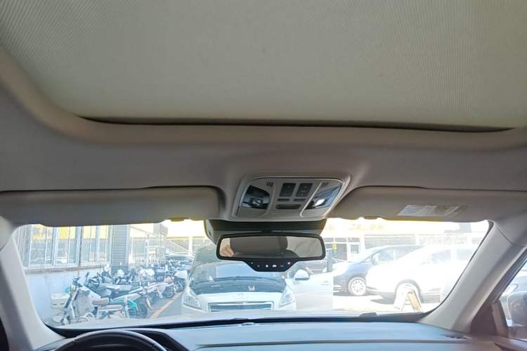 Used Haval F7 2019 2.0T Four-Wheel Drive iJoy China V Standard Headliner
