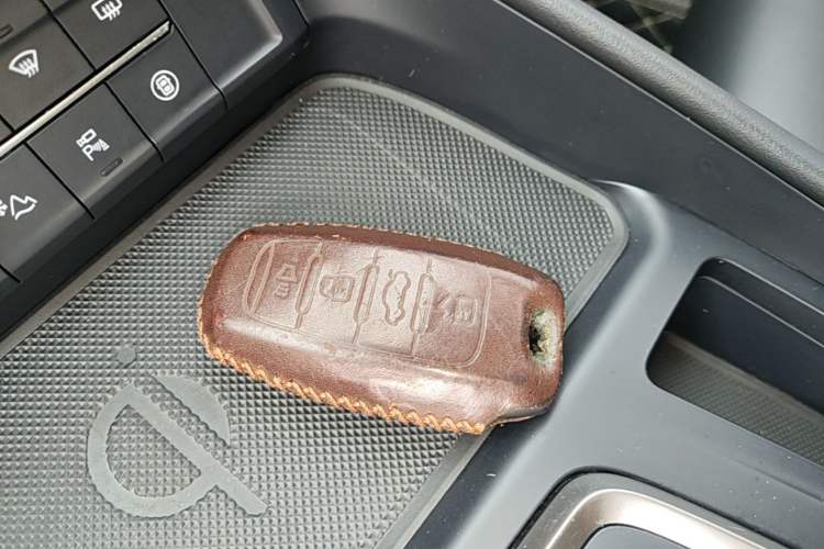 Used Haval F7 2019 2.0T Four-Wheel Drive iJoy China V Standard Interior 1