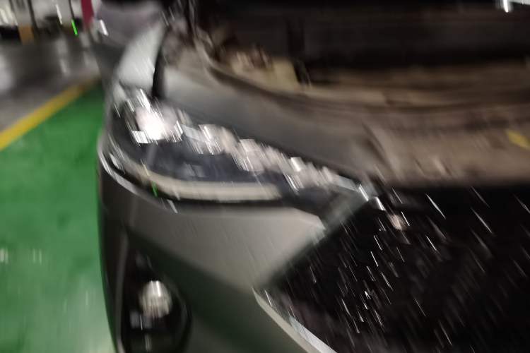 Used Haval F7 2019 2.0T Two-Wheel Drive i-Van China V standard Right Front Headlight