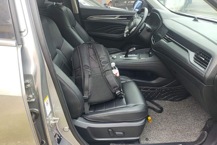 Used Haval F7 2019 2.0T Four-Wheel Drive iJoy China V Standard Right Front Seat