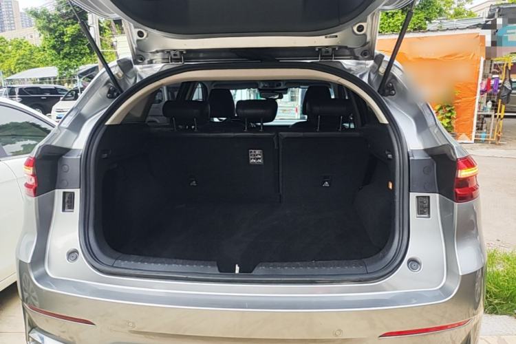 Used Haval F7 2019 2.0T Four-Wheel Drive iJoy China V Standard Trunk