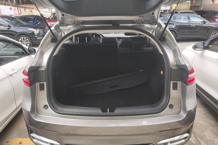 Used Haval F7 2019 2.0T Two-Wheel-Drive i-Van China VI Standard Trunk