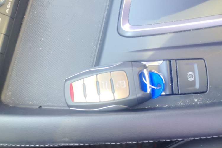 Used Haval F7 2019 1.5T Two-Wheel Drive i-Trend China VI Standard Vehicle Key