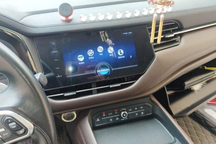 Used Haval F7 2019 1.5T Two-Wheel-Drive i-Type China VI Standard Audio And AC Panel