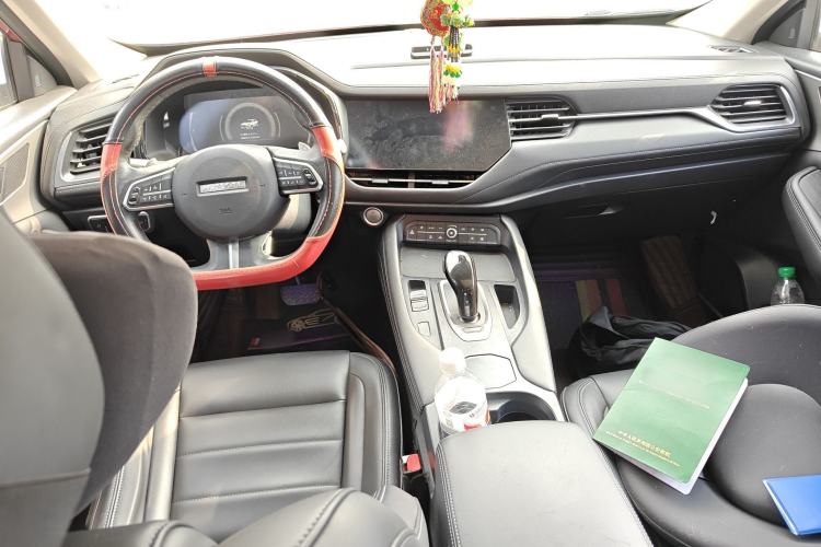 Used Haval F7 2019 1.5T Two-Wheel-Drive i-Type China VI Standard Center Console
