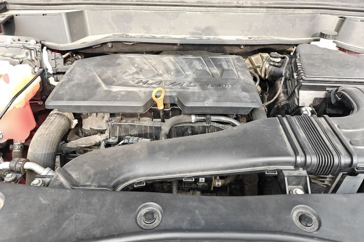 Used Haval F7 2019 1.5T Two-Wheel-Drive i-Type China VI Standard Engine Bay