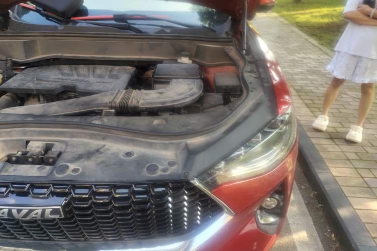 Used Haval F7 2019 1.5T Two-Wheel Drive i-Trend China V Emission Standard Engine Bay Left