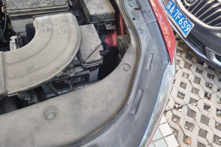Used Haval F7 2019 1.5T Two-Wheel Drive i-Trend China V Emission Standard Engine Bay Left