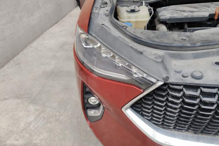 Used Haval F7 2019 1.5T Two-Wheel-Drive i-Type China VI Standard Engine Bay Right