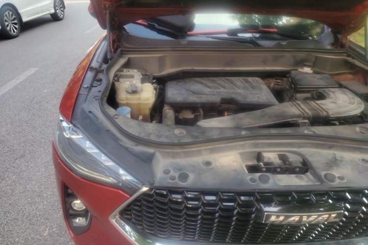 Used Haval F7 2019 1.5T Two-Wheel Drive i-Trend China V Emission Standard Engine Bay Right