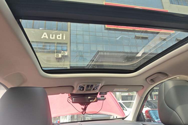 Used Haval F7 2019 1.5T Two-Wheel Drive i-Trend China V Emission Standard Headliner
