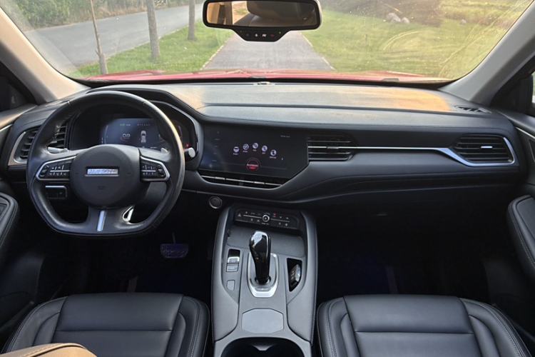 Used Haval F7 2019 1.5T Two-Wheel Drive i-Type China V Standard Interior 2