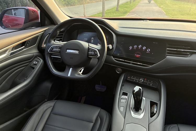 Used Haval F7 2019 1.5T Two-Wheel Drive i-Type China V Standard Interior 5