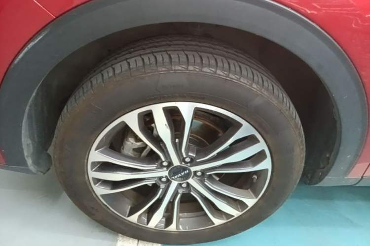 Used Haval F7 2019 1.5T Two-Wheel Drive i-Trend China V Emission Standard Left Front Wheel Hub