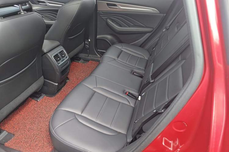 Used Haval F7 2019 1.5T Two-Wheel Drive i-Trend China V Emission Standard Left Rear Seat