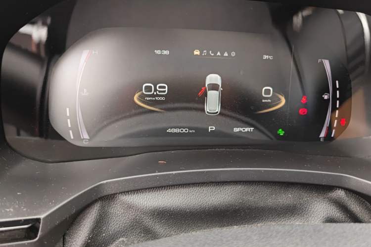 Used Haval F7 2019 1.5T Two-Wheel Drive i-Type China V Standard Odometer Close Up