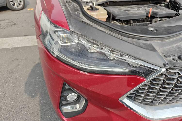 Used Haval F7 2019 1.5T Two-Wheel-Drive i-Type China VI Standard Right Front Headlight