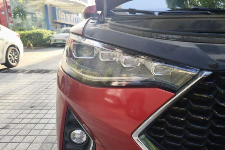 Used Haval F7 2019 1.5T Two-Wheel Drive i-Trend China V Emission Standard Right Front Headlight