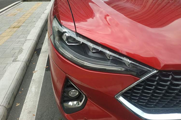 Used Haval F7 2019 1.5T Two-Wheel Drive i-Trend China V Emission Standard Right Front Headlight
