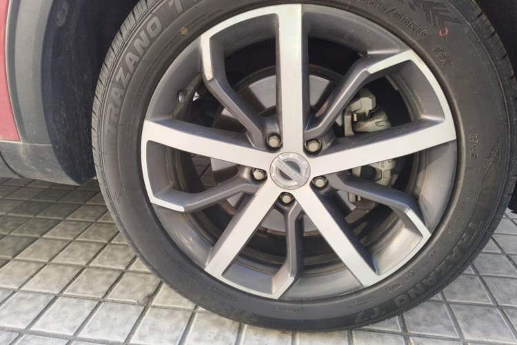 Used Haval F7 2019 1.5T Two-Wheel Drive i-Trend China V Emission Standard Right Front Wheel Hub