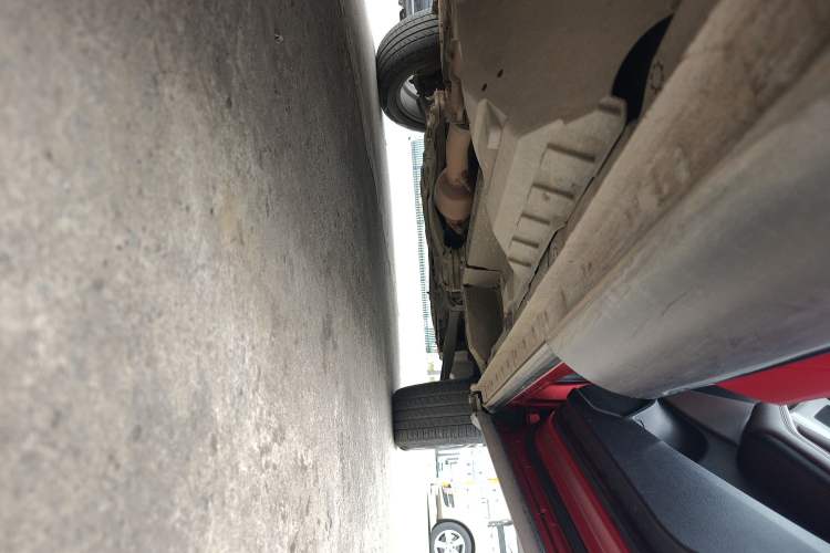 Used Haval F7 2019 2.0T Four-Wheel Drive iJoy China V Standard Right Side Sill