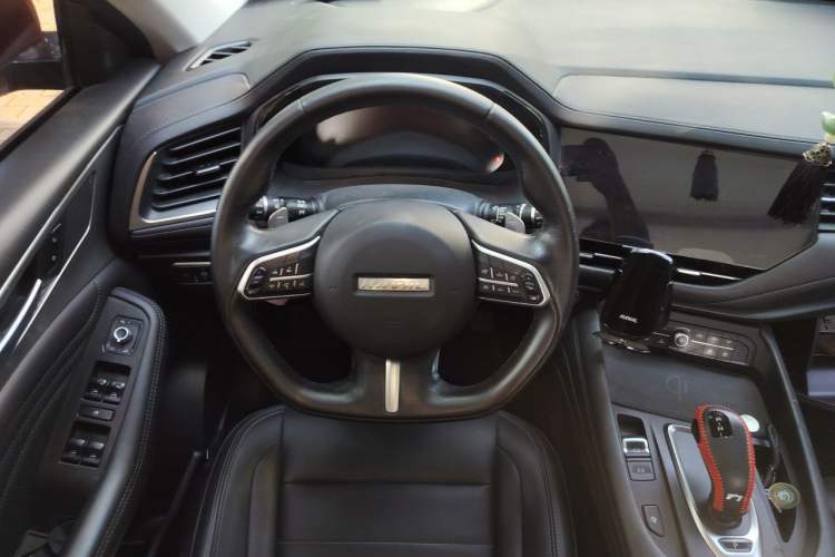 Used Haval F7 2019 1.5T Two-Wheel Drive i-Trend China V Emission Standard Steering Wheel