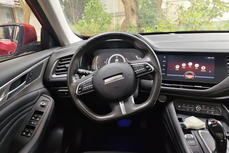 Used Haval F7 2019 1.5T Two-Wheel-Drive i-Type China VI Standard Steering Wheel