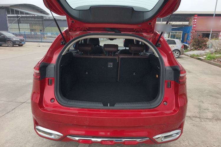 Used Haval F7 2019 2.0T Four-Wheel Drive iJoy China V Standard Trunk