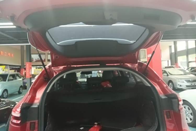 Used Haval F7 2019 1.5T Two-Wheel Drive i-Trend China V Emission Standard Trunk