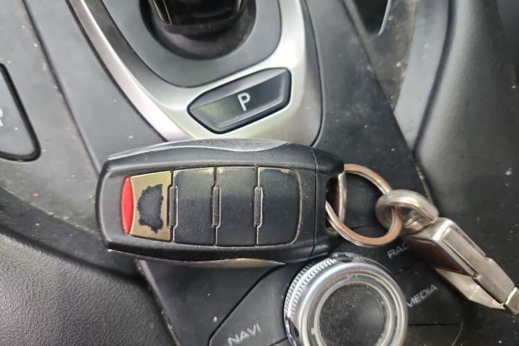Used Haval F7 2019 1.5T Two-Wheel Drive i-Trend China V Emission Standard Vehicle Key