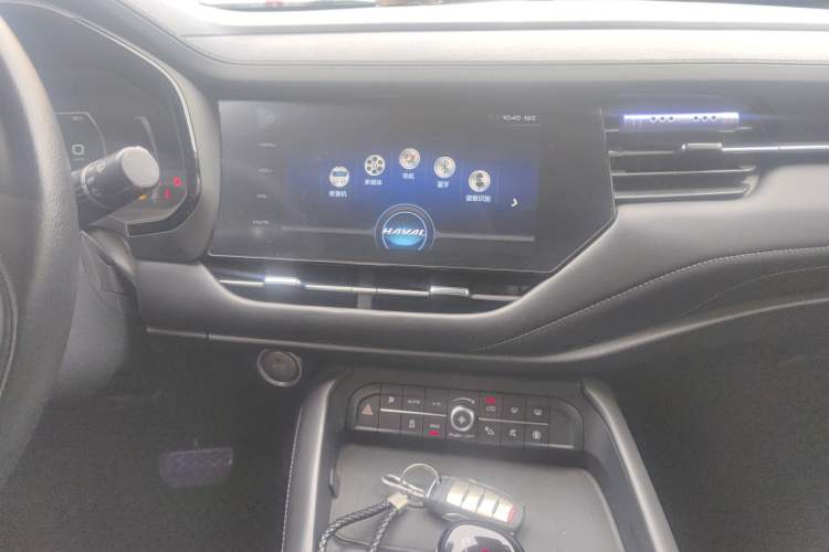 Used Haval F7 2019 2.0T Four-Wheel Drive iJoy China VI Standard Audio And AC Panel