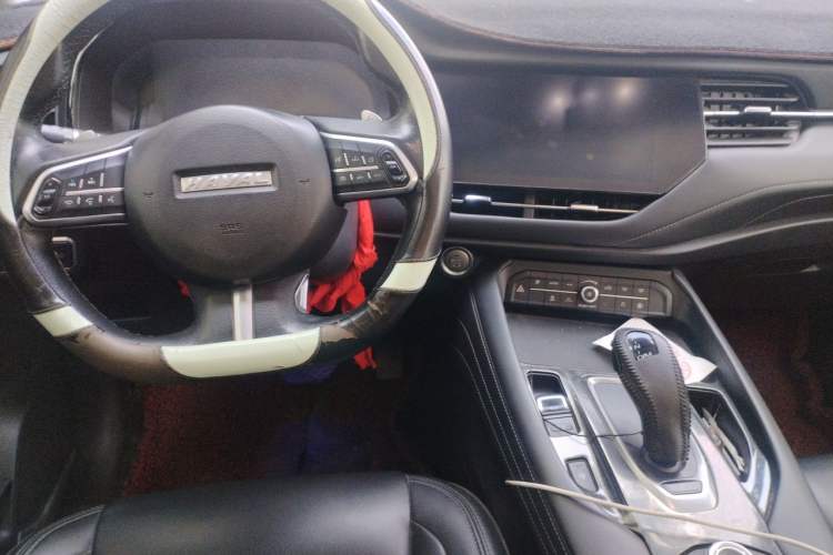 Used Haval F7 2019 1.5T Two-Wheel Drive i-Trend China VI Standard Center Console