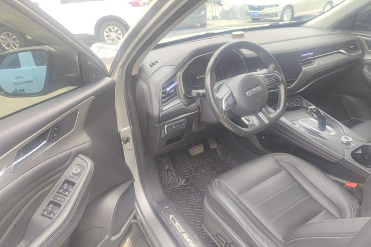 Used Haval F7 2019 2.0T Four-Wheel Drive iJoy China VI Standard Driver Seat