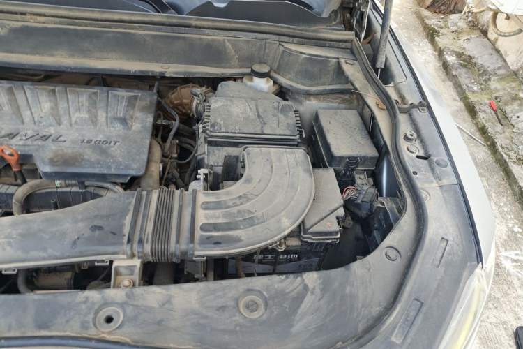 Used Haval F7 2019 1.5T Two-Wheel Drive i-Trend China VI Standard Engine Bay Left