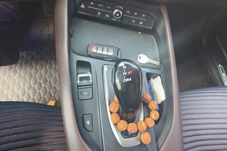 Used Haval F7 2019 1.5T Two-Wheel Drive i-Trend China V Emission Standard Gear Lever