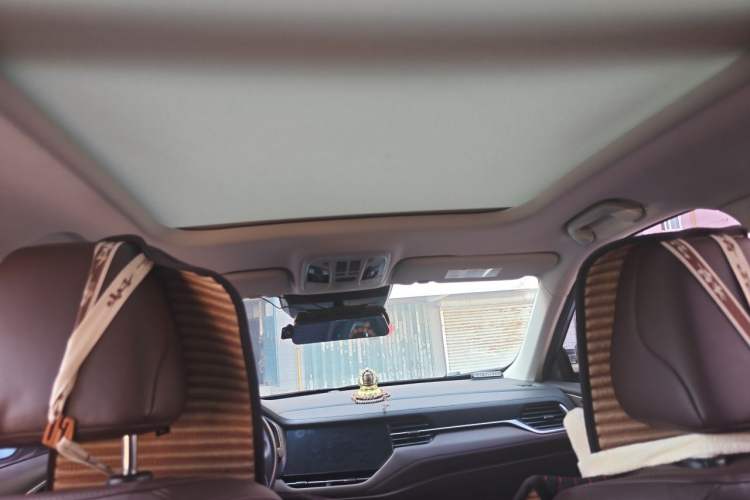 Used Haval F7 2019 1.5T Two-Wheel Drive i-Trend China V Emission Standard Headliner