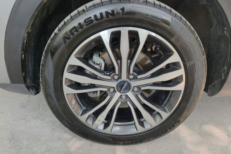 Used Haval F7 2019 2.0T Two-Wheel-Drive i-Van China VI Standard Left Front Wheel Hub