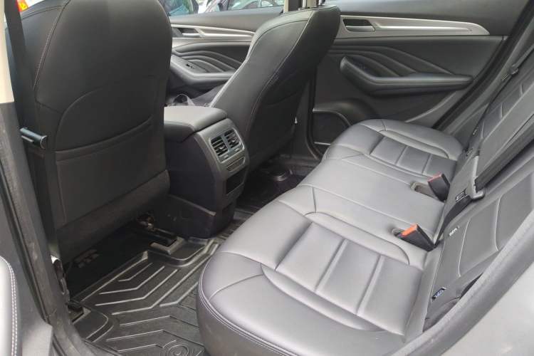 Used Haval F7 2019 2.0T Four-Wheel Drive iJoy China V Standard Left Rear Seat
