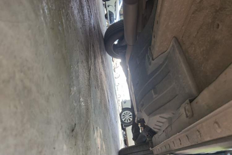 Used Haval F7 2019 2.0T Two-Wheel-Drive i-Van China VI Standard Left Side Sill