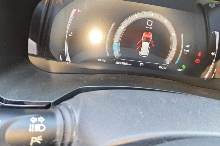 Used Haval F7 2019 1.5T Two-Wheel Drive i-Trend China V Emission Standard Odometer Close Up