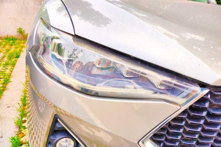 Used Haval F7 2019 1.5T Two-Wheel Drive i-Trend China VI Standard Right Front Headlight