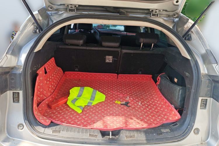 Used Haval F7 2019 1.5T Two-Wheel Drive i-Trend China VI Standard Trunk