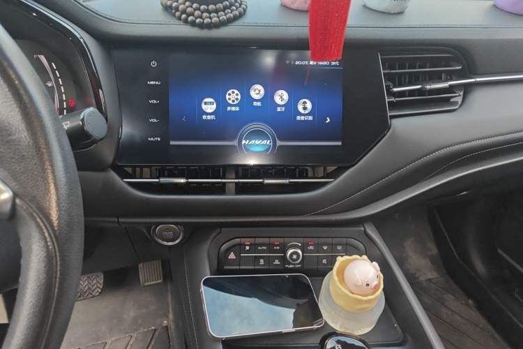 Used Haval F7 2019 1.5T Two-Wheel Drive i-Type China V Standard Audio And AC Panel