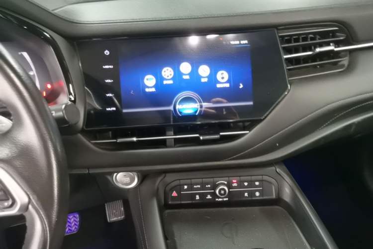 Used Haval F7 2019 1.5T Two-Wheel Drive i-Trend China VI Standard Audio And AC Panel