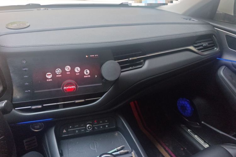 Used Haval F7 2019 2.0T Four-Wheel Drive iJoy China V Standard Audio And AC Panel