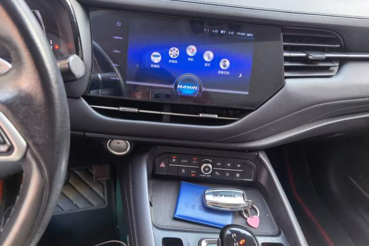 Used Haval F7 2019 2.0T Four-Wheel Drive iJoy China V Standard Audio And AC Panel