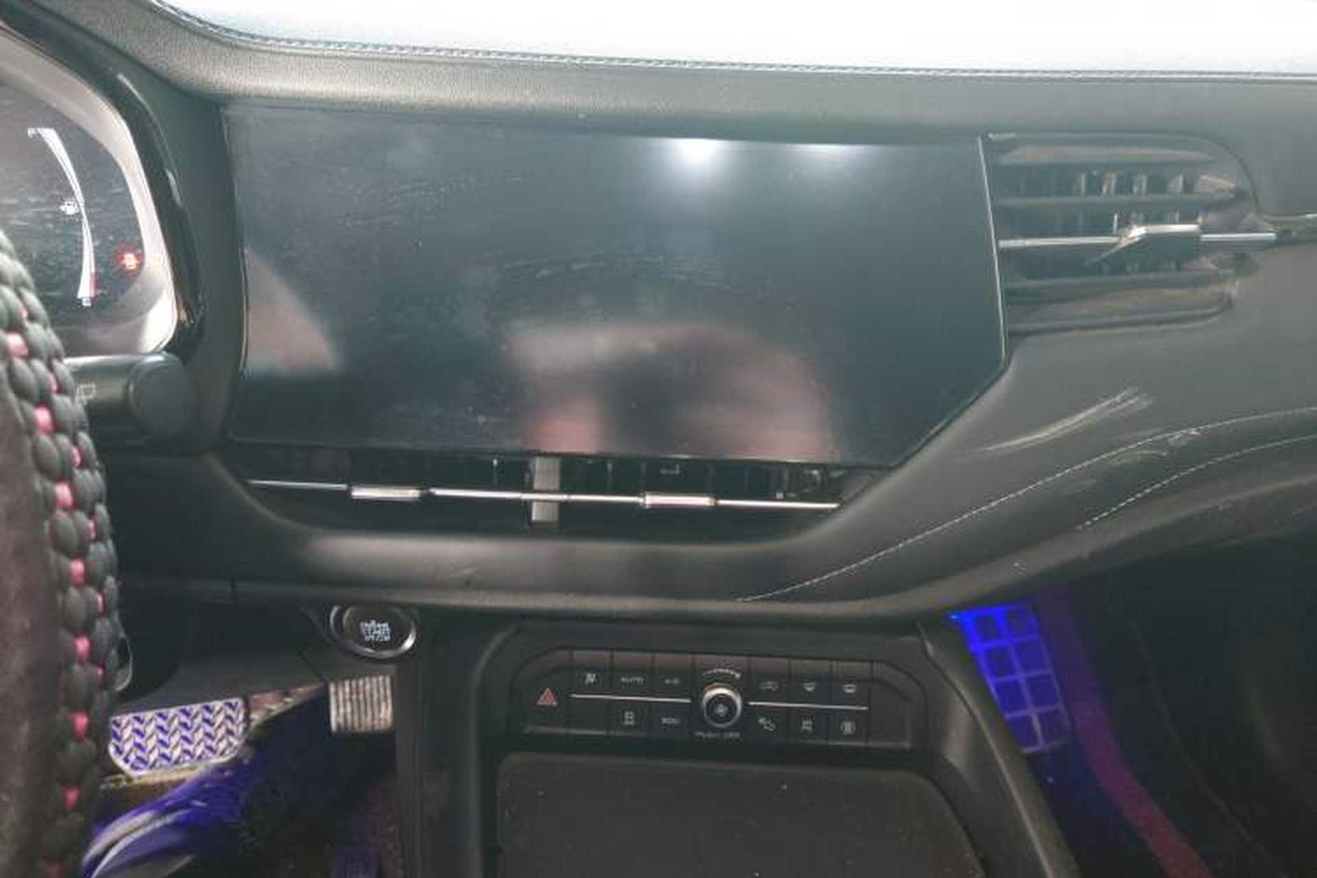 Used Haval F7 2019 2.0T Four-Wheel Drive iJoy China V Standard Audio And AC Panel