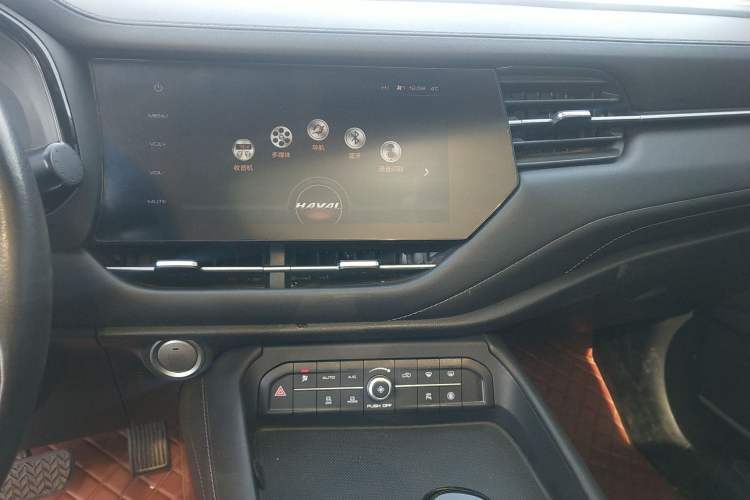 Used Haval F7 2019 1.5T Two-Wheel Drive i-Type China V Standard Audio And AC Panel